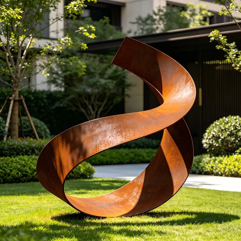 Sculpture Boucle en acier corten