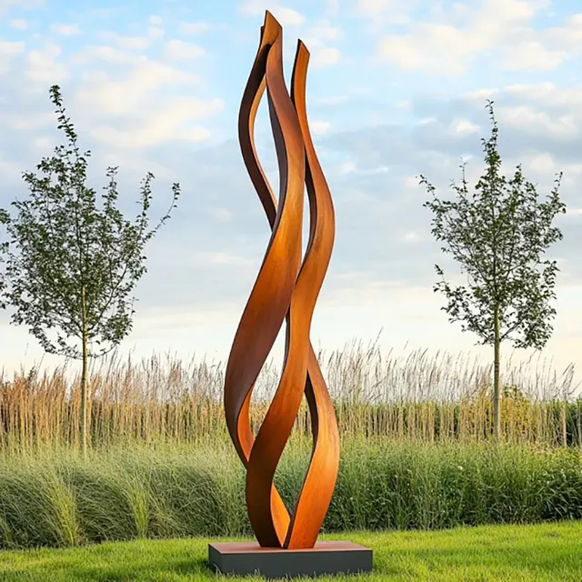 Sculpture Flamme haute en acier corten